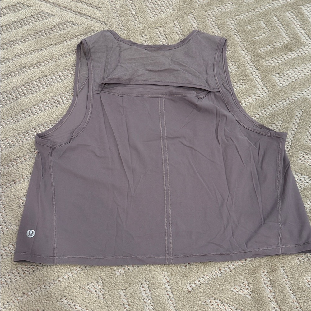 Lululemon crop tank - Picture 2 of 3
